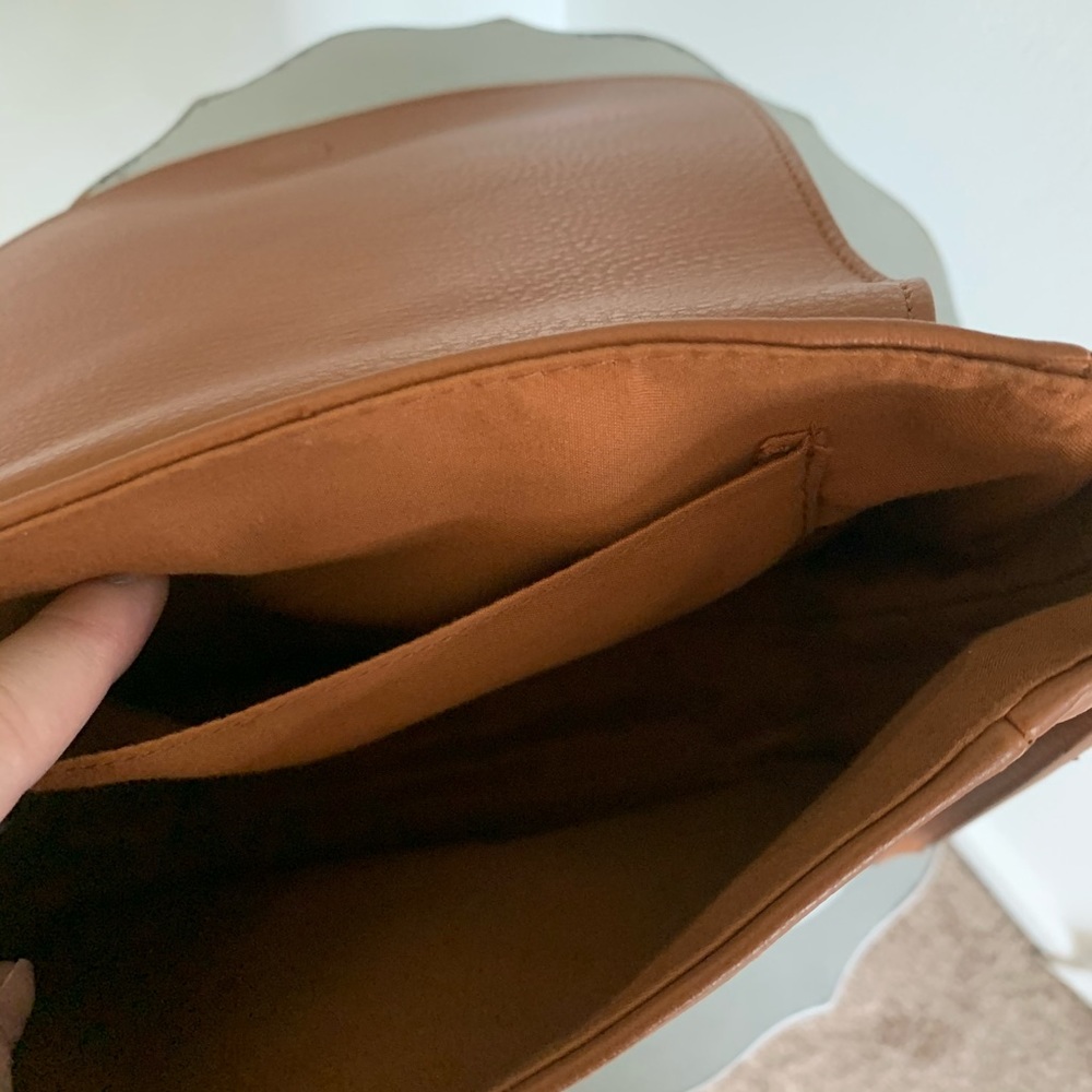Old Navy Camel Saddlebag Crossbody Bag - Picture 6 of 8